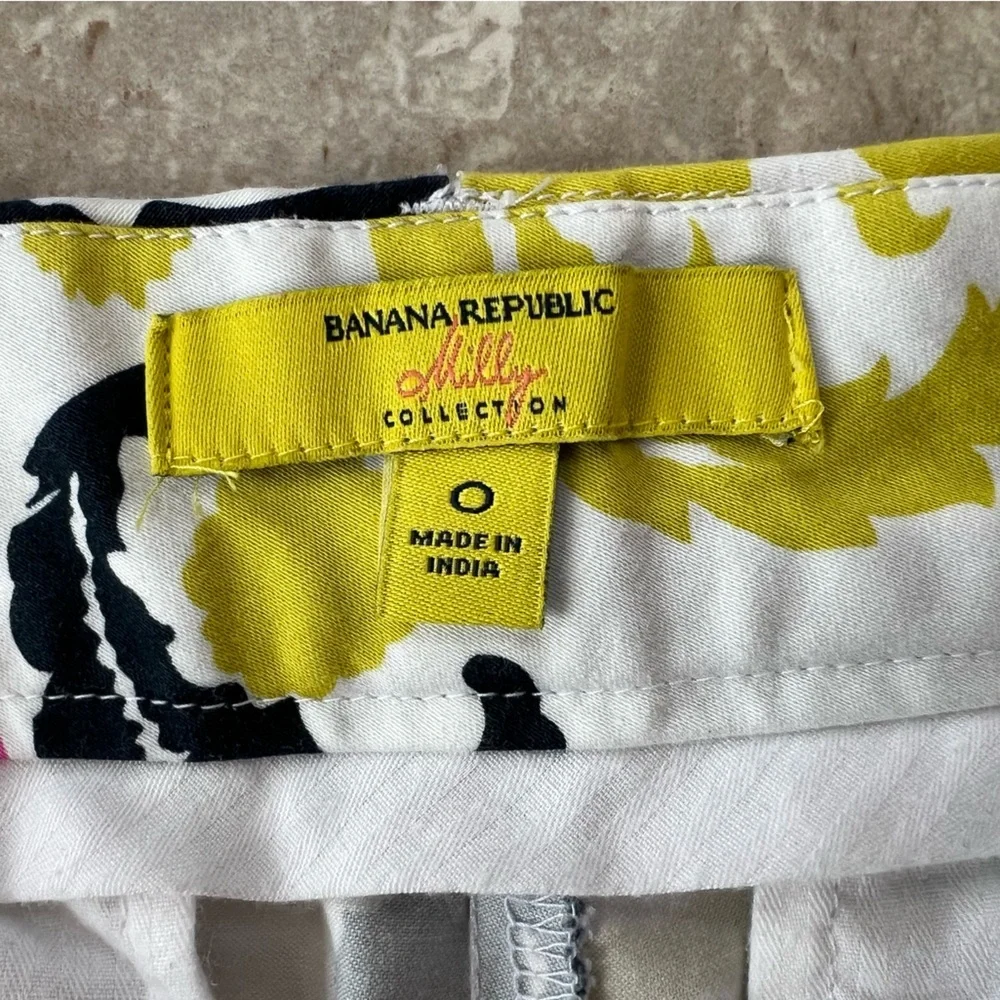 Banana Republic Milly Collection Feathers Short in Neon Hibiscus, 0 - Picture 5 of 10